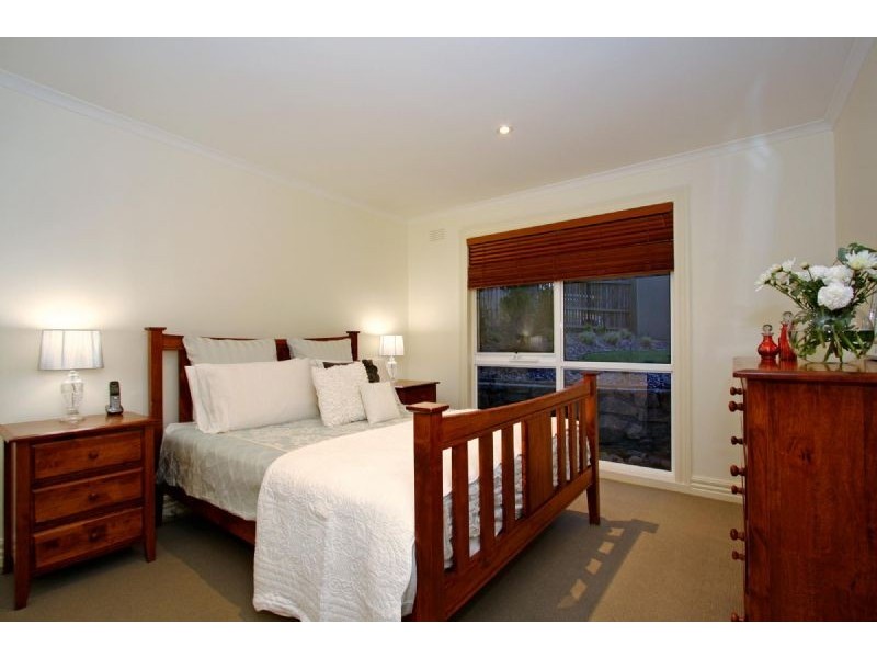 7 Raymond Drive, Dromana VIC 3936