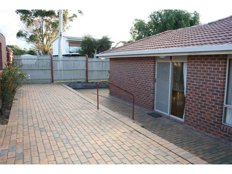 23 Peter Street, Dromana VIC 3936