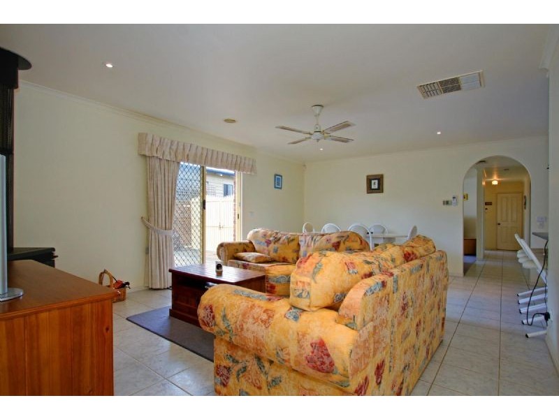 14 Frank Street, Safety Beach VIC 3936