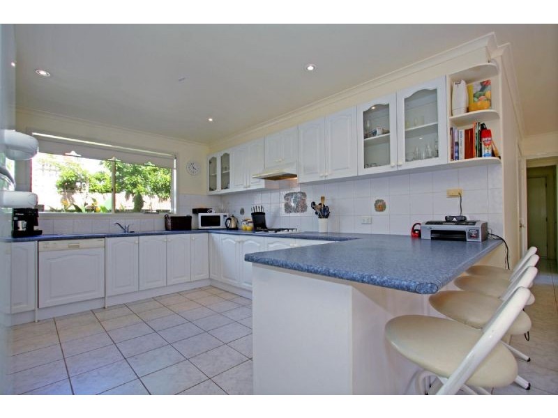 14 Frank Street, Safety Beach VIC 3936