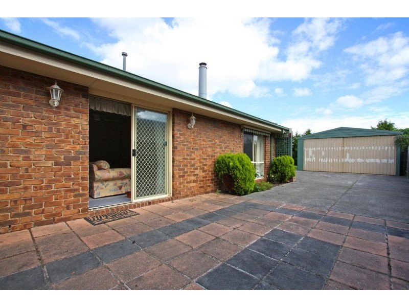 14 Frank Street, Safety Beach VIC 3936