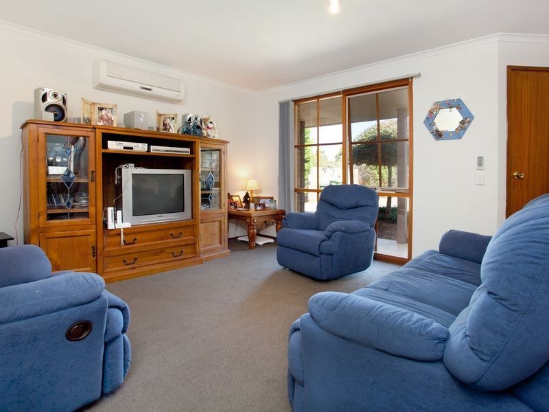 52 Golf Course Lane, Safety Beach VIC 3936