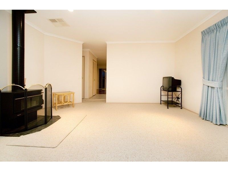 27 Fairway Drive, Safety Beach VIC 3936