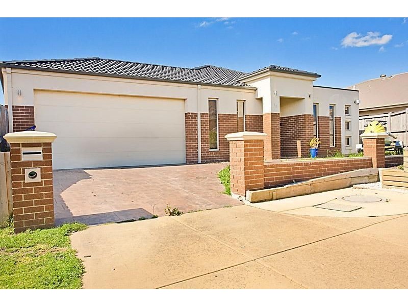 16 Mariner Place, Safety Beach VIC 3936