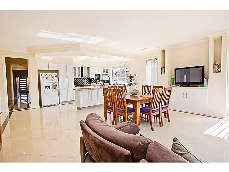 16 Mariner Place, Safety Beach VIC 3936