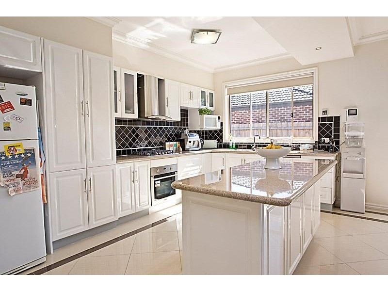 16 Mariner Place, Safety Beach VIC 3936