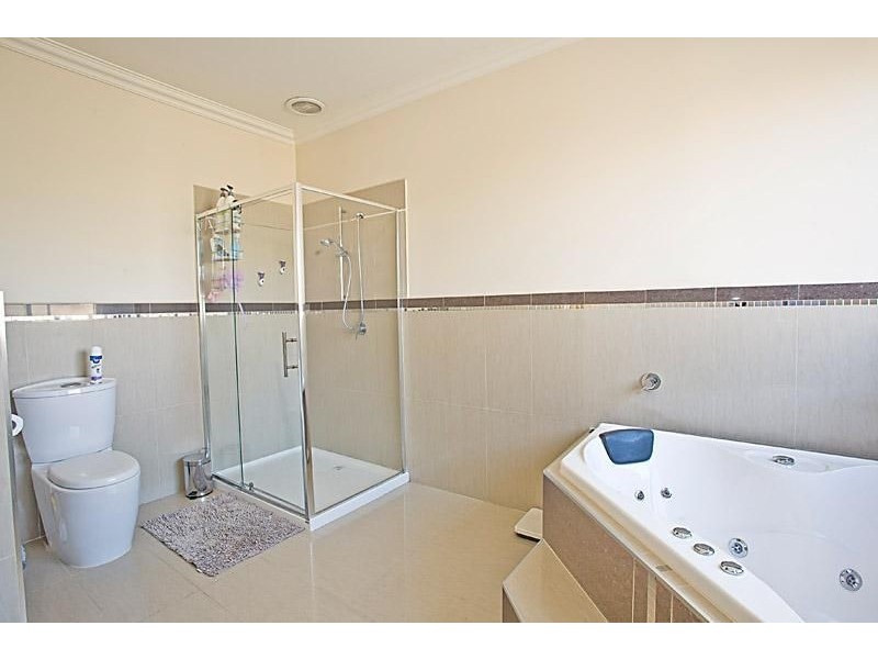 16 Mariner Place, Safety Beach VIC 3936