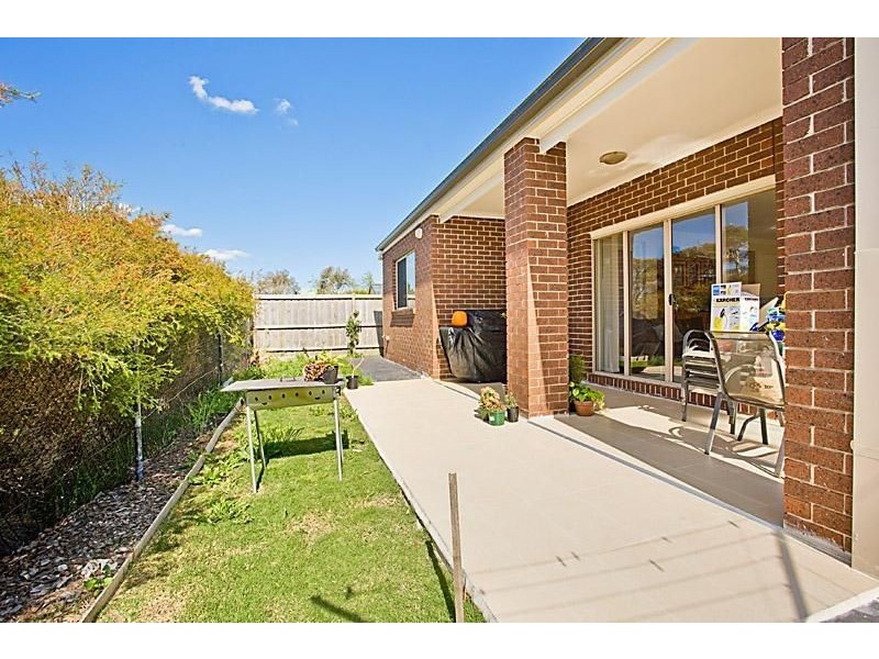 16 Mariner Place, Safety Beach VIC 3936