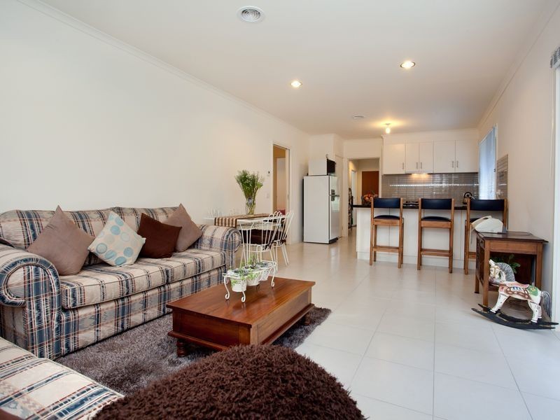 1/9 Iluka Street, Safety Beach VIC 3936