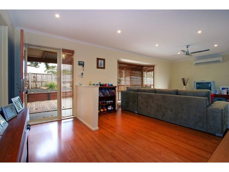 62 Barragowa Drive, Rosebud West VIC 3940