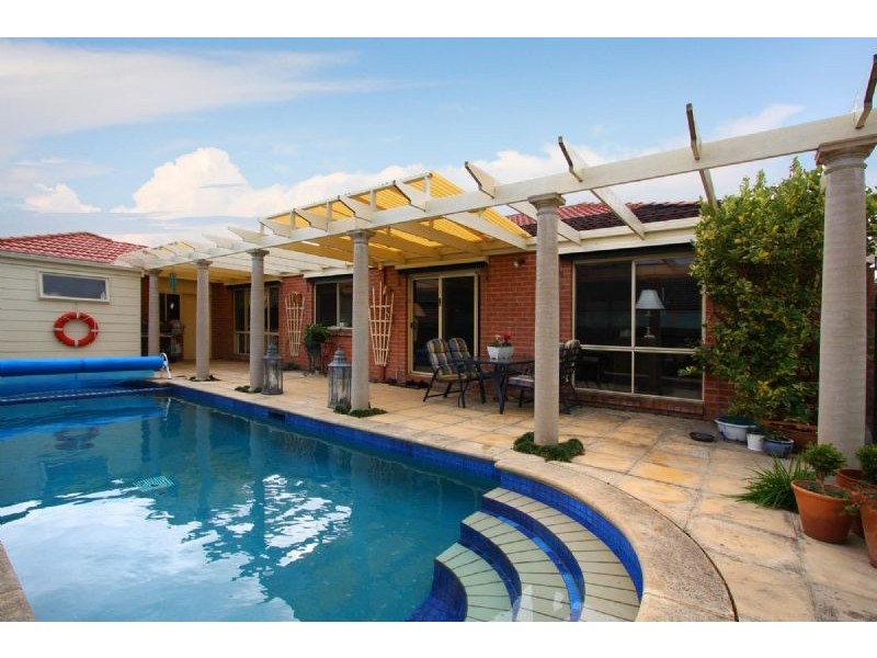 61 Country Club Drive, Safety Beach VIC 3936