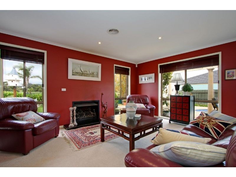 61 Country Club Drive, Safety Beach VIC 3936