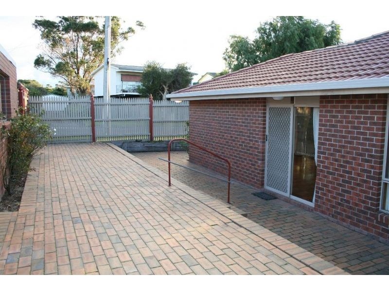 23 Peter Street, Dromana VIC 3936