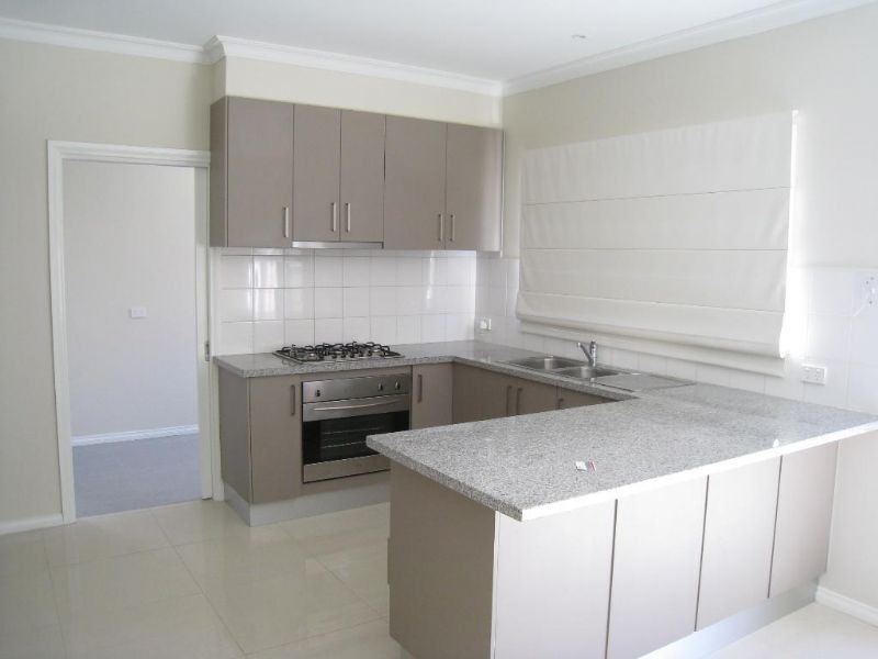 1/2 Watson Avenue, Dromana VIC 3936