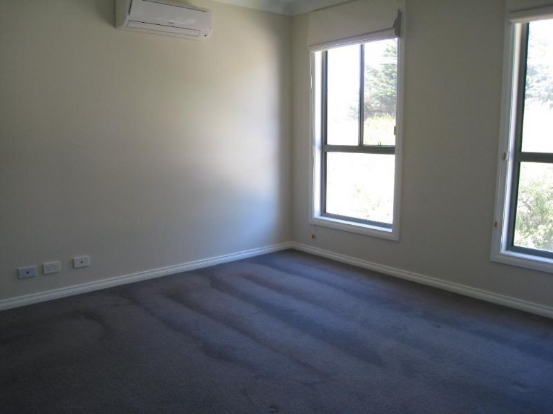 1/2 Watson Avenue, Dromana VIC 3936