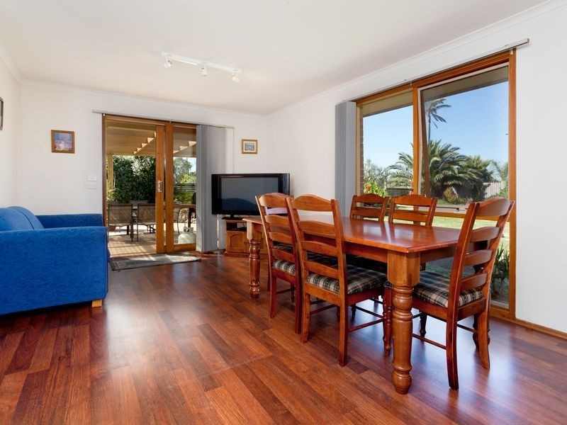 52 Golf Course Lane, Safety Beach VIC 3936