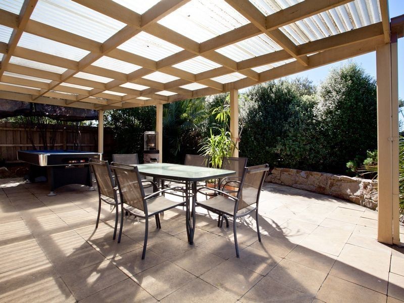 52 Golf Course Lane, Safety Beach VIC 3936