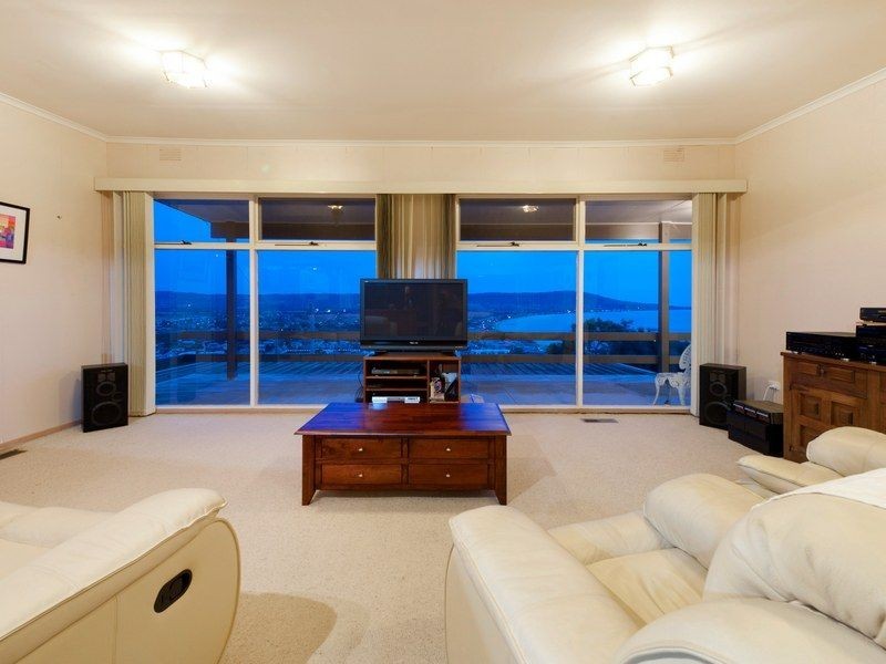 33 Grandview Terrace, Mount Martha VIC 3934