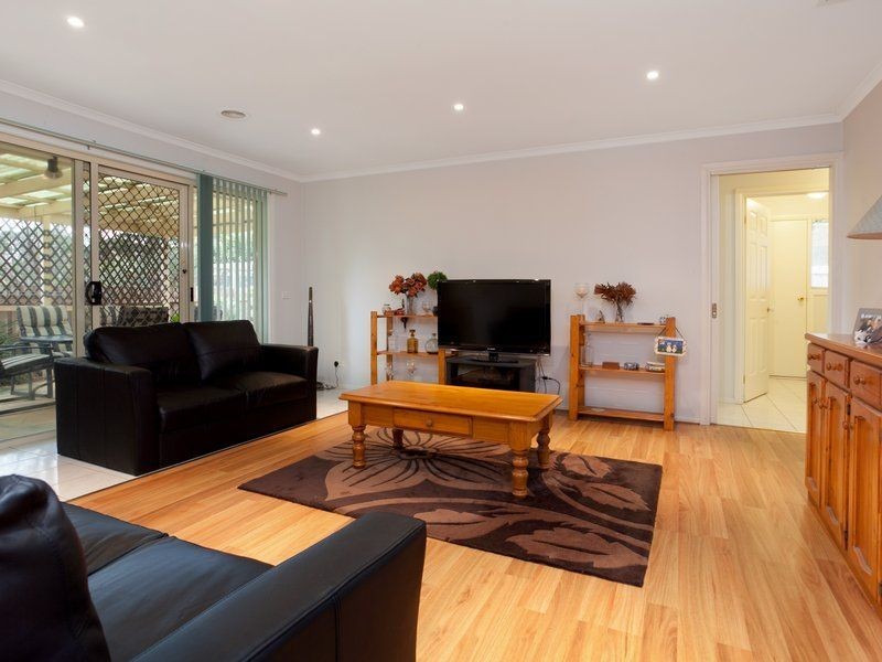 4 Victoria Crescent, Safety Beach VIC 3936