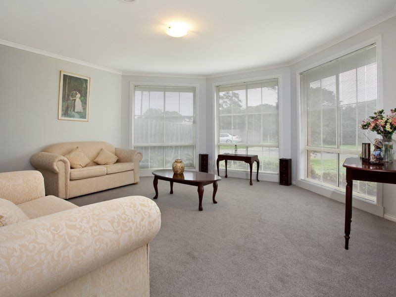 4 Victoria Crescent, Safety Beach VIC 3936