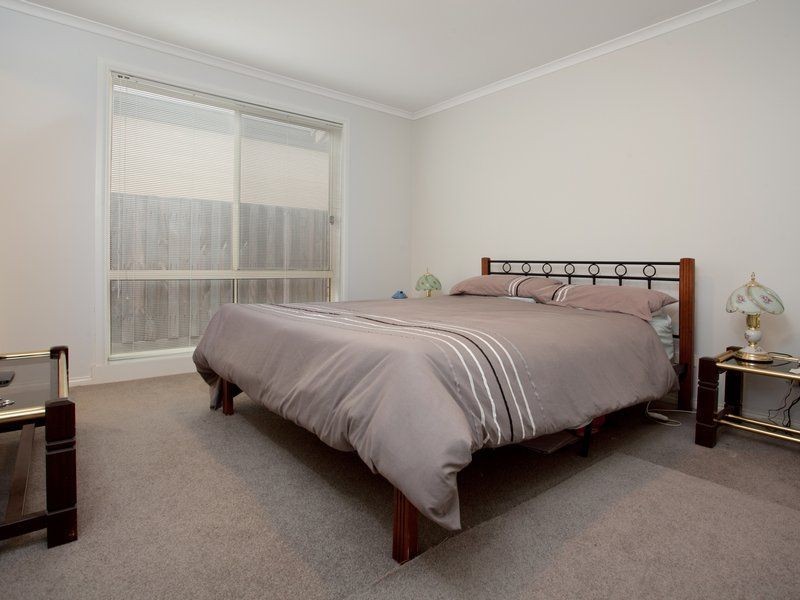 4 Victoria Crescent, Safety Beach VIC 3936