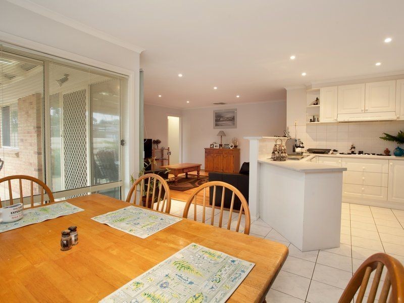 4 Victoria Crescent, Safety Beach VIC 3936