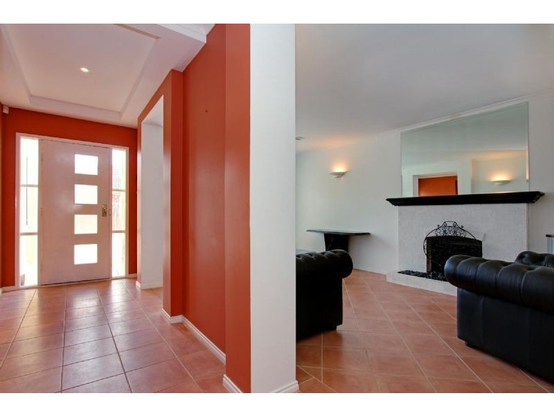 6 Twilight Place, Safety Beach VIC 3936