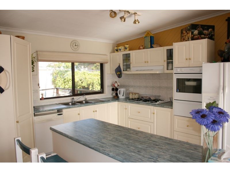 27 Elizabeth Avenue, Dromana VIC 3936