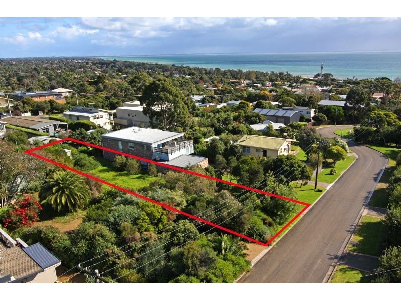 28 Charles Street, Mccrae VIC 3938
