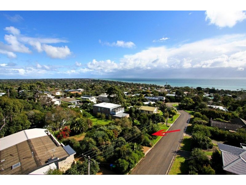 28 Charles Street, Mccrae VIC 3938