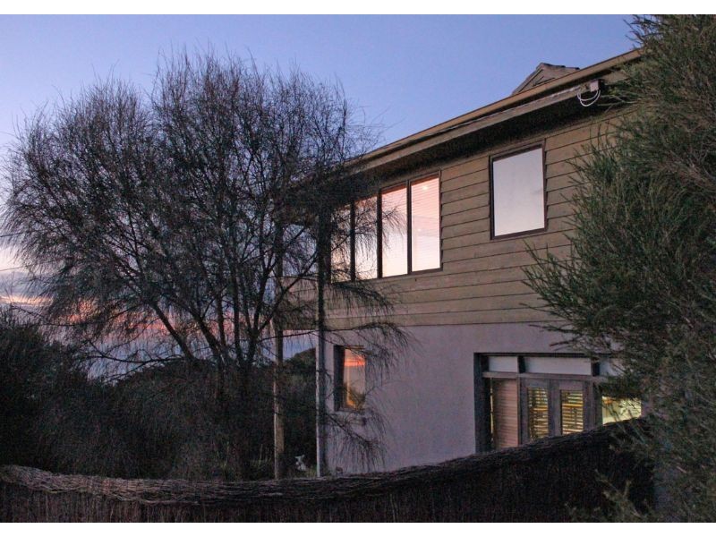 21 Burton Street, Dromana VIC 3936