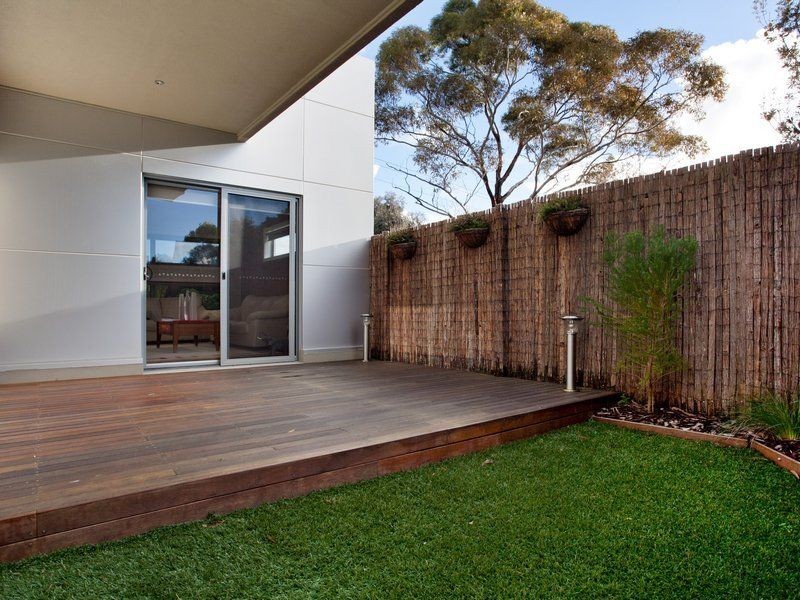 1/45 The Avenue, Mccrae VIC 3938