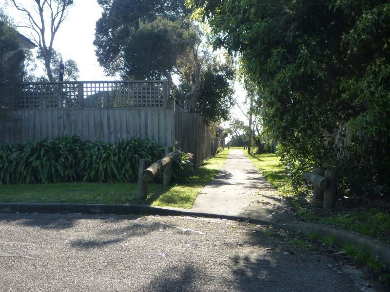 2/2 Morgan Court, Safety Beach VIC 3936