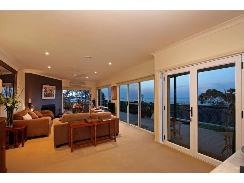 15 Caldwell Road, Dromana VIC 3936