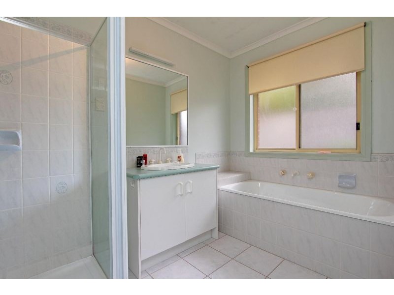 5 Seascape Place, Safety Beach VIC 3936