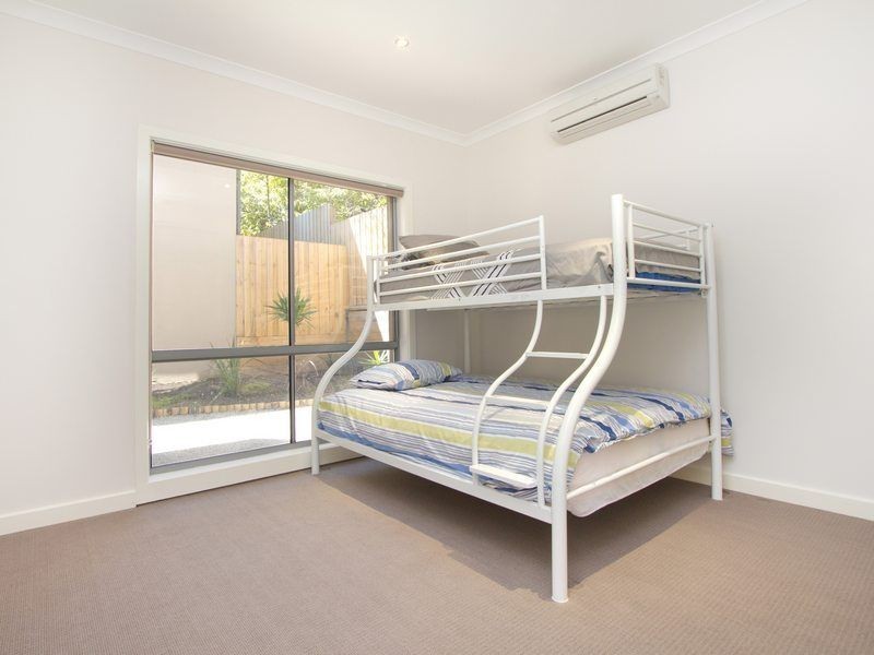 2/45 The Avenue, Mccrae VIC 3938