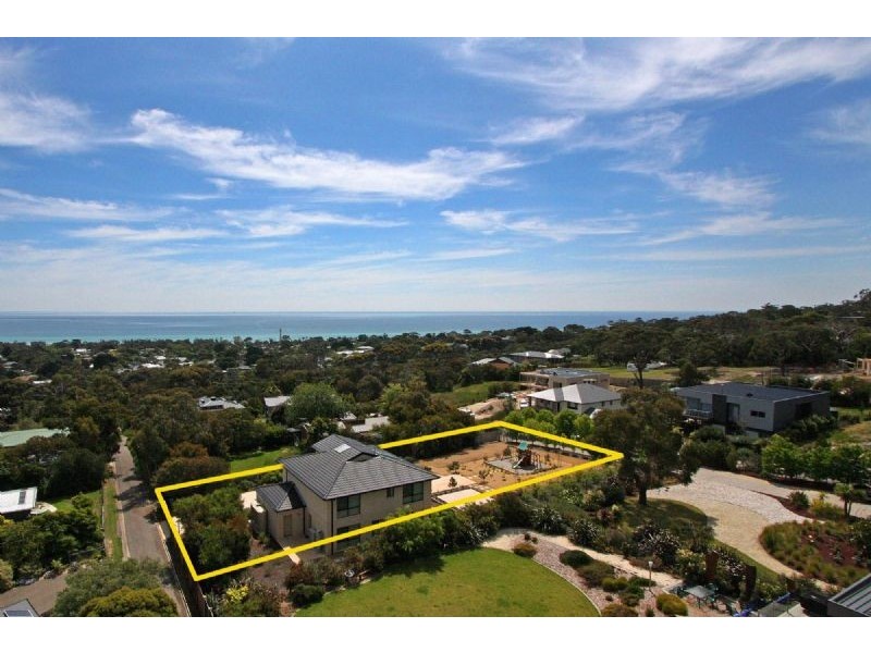4 Bayvista Court, Mccrae VIC 3938