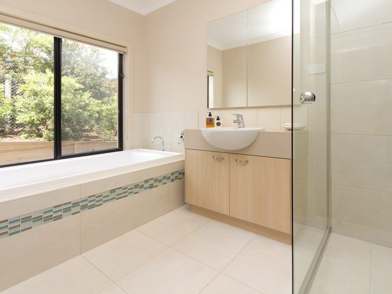 4 Bayvista Court, Mccrae VIC 3938