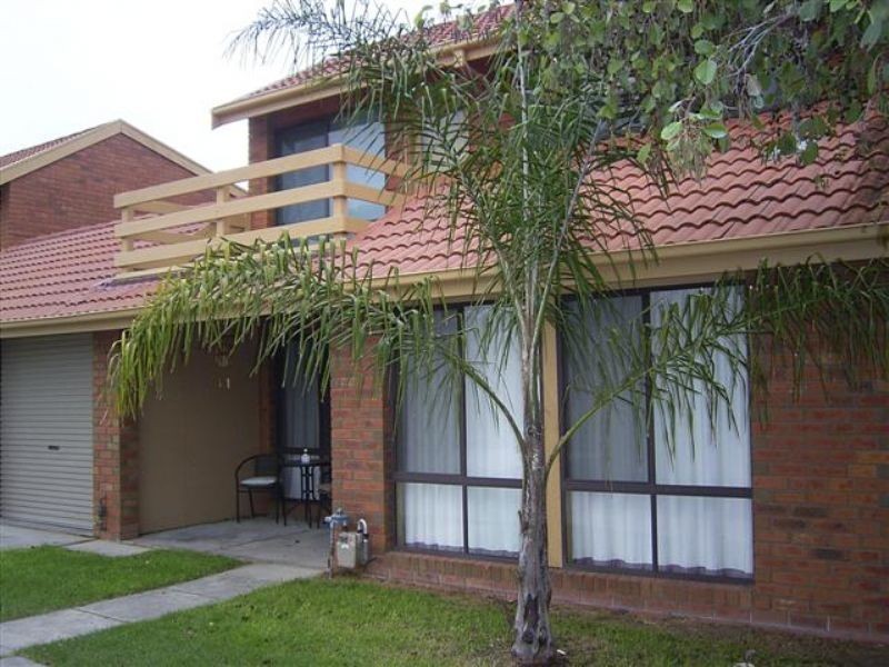 4/54 Kangerong Avenue, Dromana VIC 3936