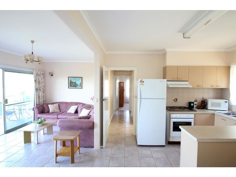 11 Coolangatta Terrace, Dromana VIC 3936