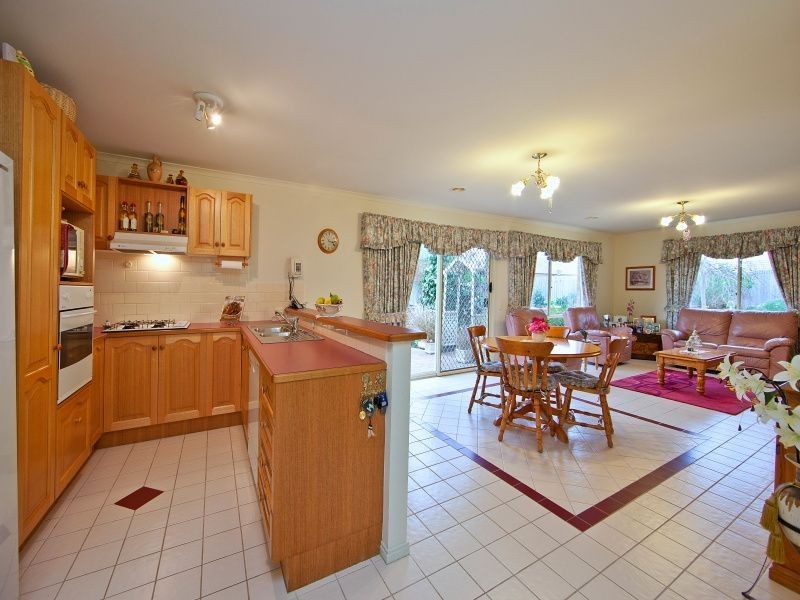 5 Sunrise Close, Safety Beach VIC 3936