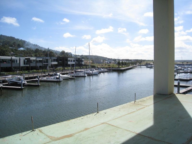 16 Clipper Quay, Safety Beach VIC 3936