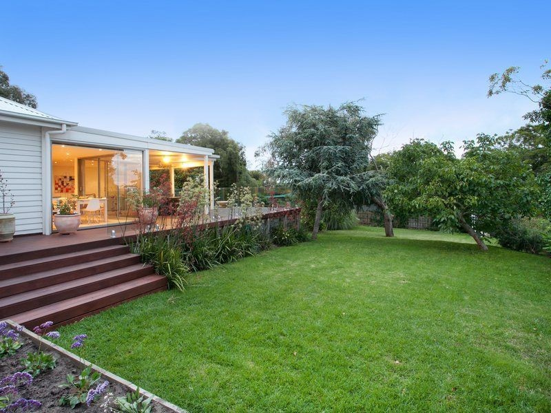 12 Henry Court, Mccrae VIC 3938