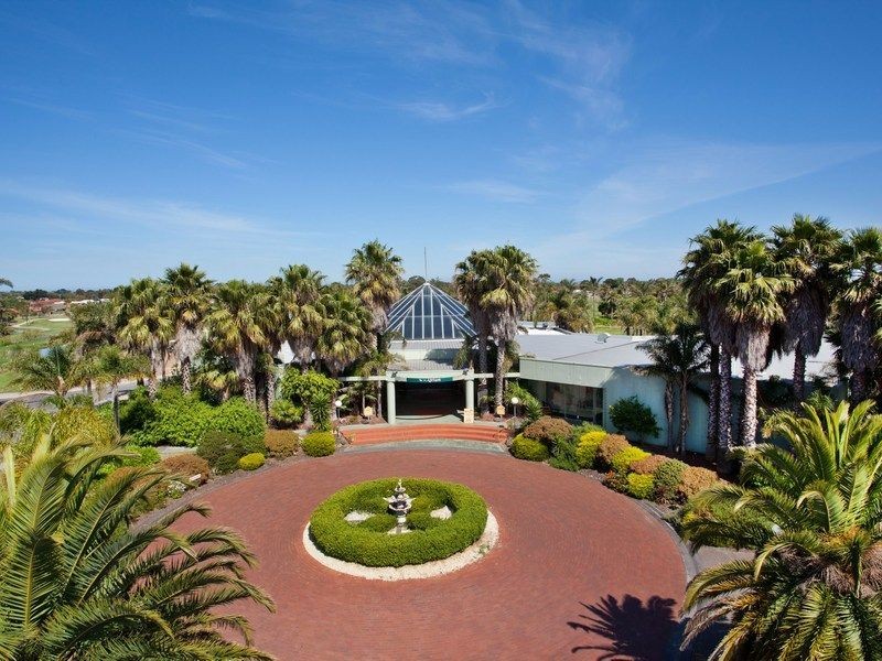 10 Country Club Drive, Safety Beach VIC 3936