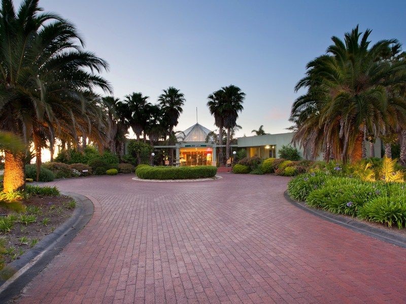 10 Country Club Drive, Safety Beach VIC 3936