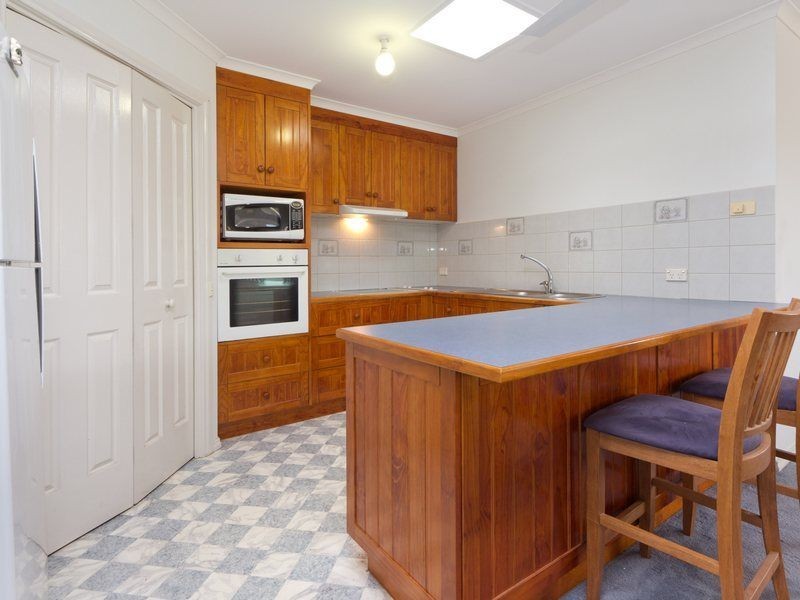 16 Julian Court, Dromana VIC 3936