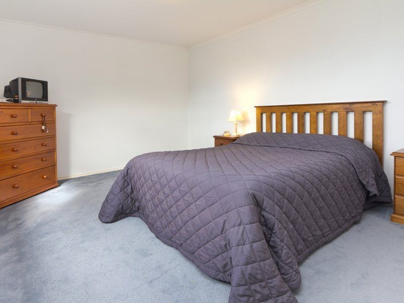 16 Julian Court, Dromana VIC 3936