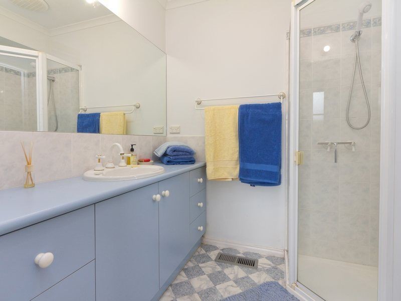 16 Julian Court, Dromana VIC 3936