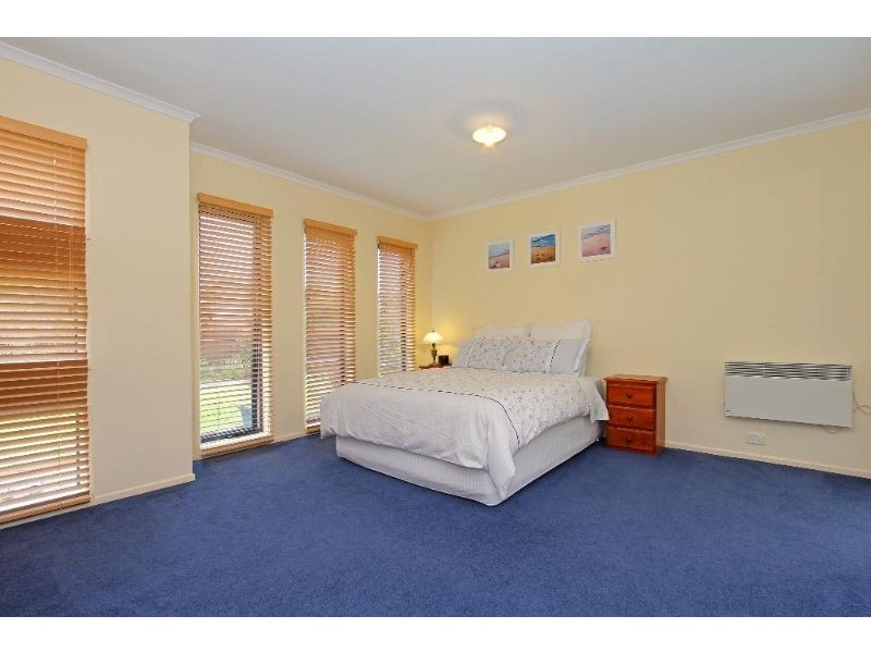 24 Watson Avenue, Dromana VIC 3936