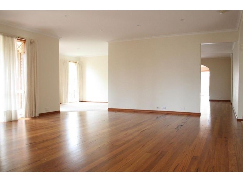 72 Victoria Street, Safety Beach VIC 3936